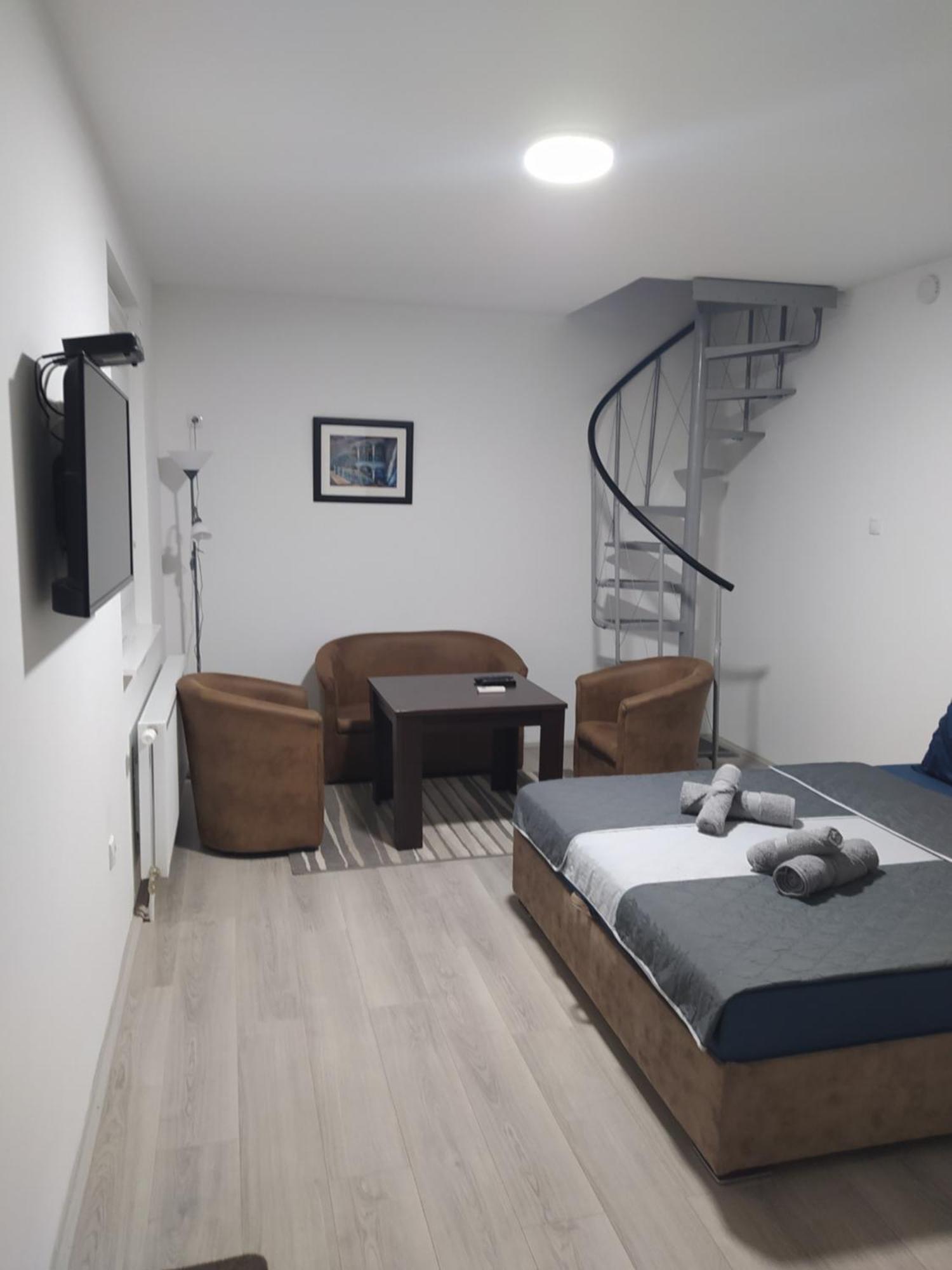 Lotus House Apartment Zrenjanin Exterior photo